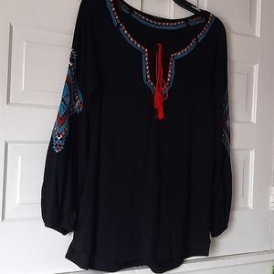 Lightweight long sleeve top in very good condition